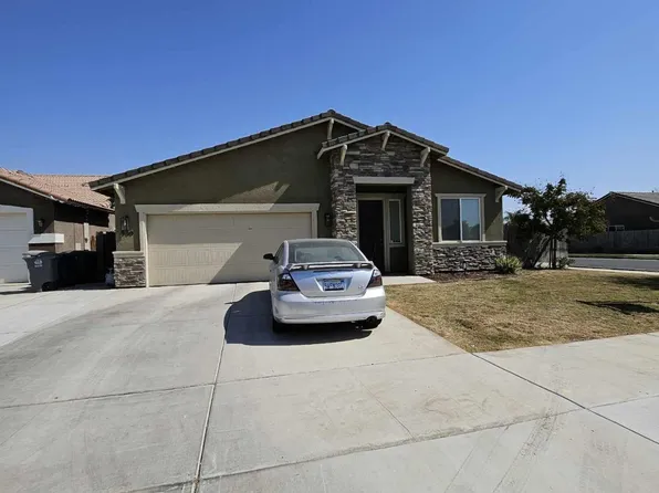 900 Mulberry Court, Lindsay, CA 93247