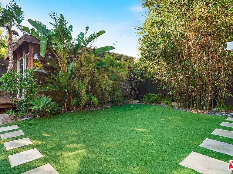 30725 Manzano Dr — Photo 9