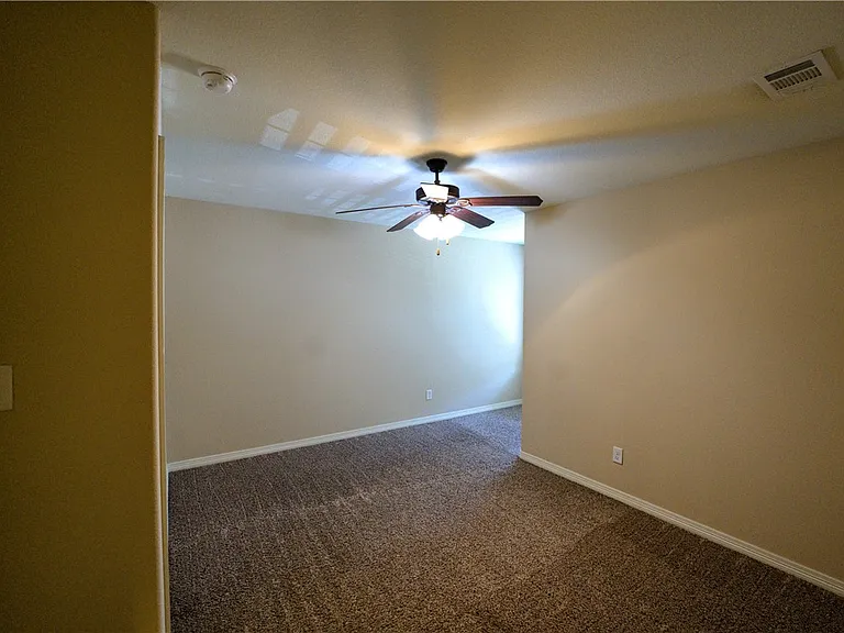 402 Nimitz St #A — Photo 9