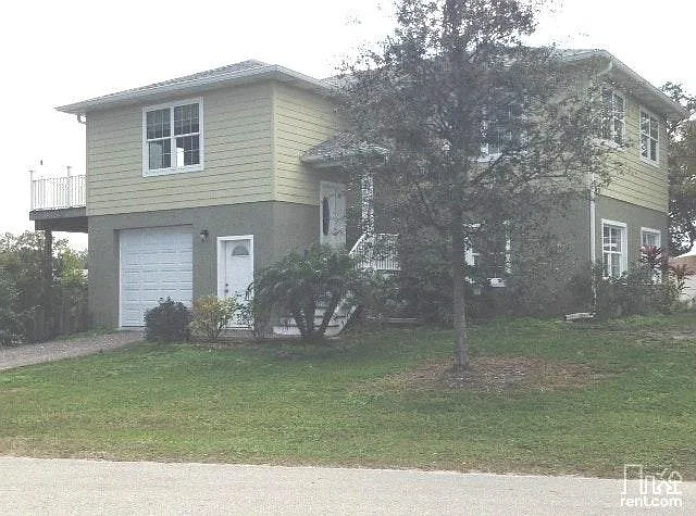 2 bed, 1200 sqft, $2,495 — Photo 2