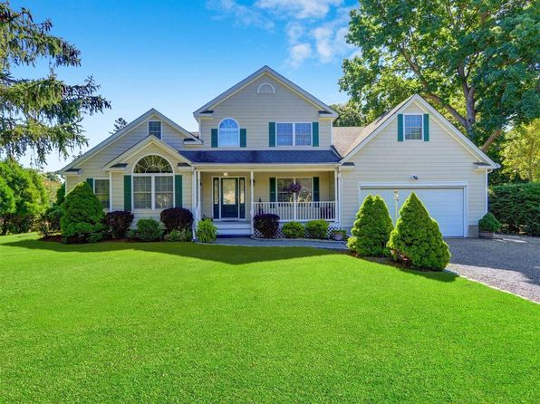 Center Moriches NY Real Estate - Center Moriches NY Homes For Sale | Zillow