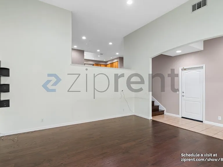 2801 Lavender Ter — Photo 6
