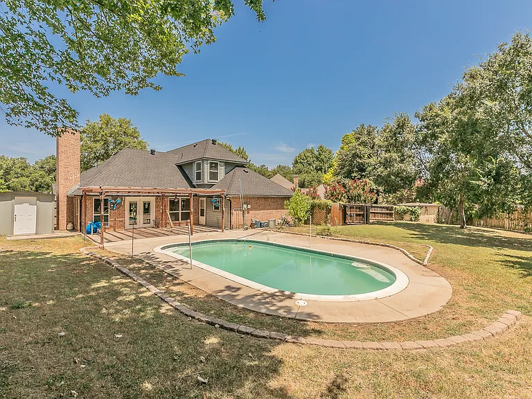 2 Edgemere Ct — Photo 34