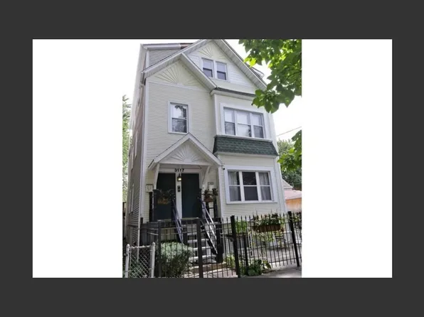 3117 N Paulina St APT 2, Chicago, IL 60657