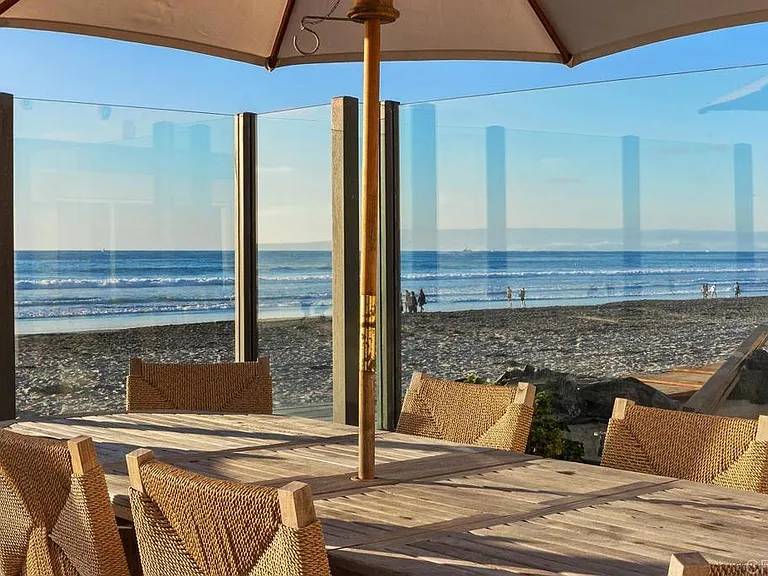 2008 Ocean Front — Photo 15