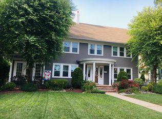72 Green St, Woodbridge, NJ 07095