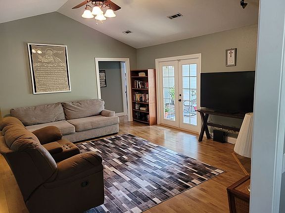 5th image of 3109 SW Orchard Way