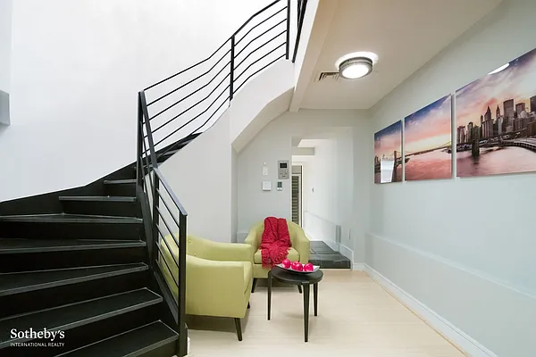 Rented by Sotheby's International Realty | media 16