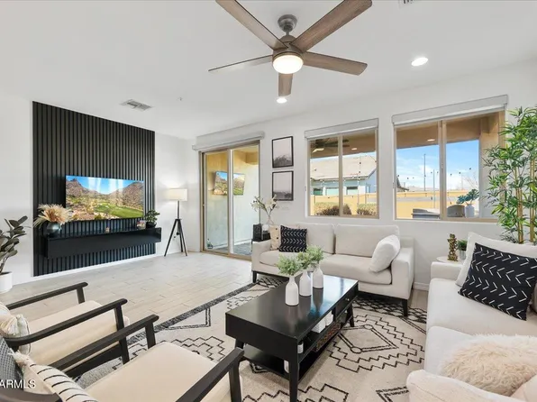 3890 E DUBLIN Street, Gilbert, AZ 85295