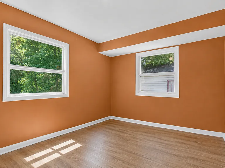 Kellar Ave — Photo 7