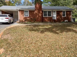 355 W Maple Ave, Mocksville, NC 27028