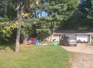 282 Lind Rd, Crystal Falls, MI 49920