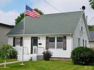 706 S Maple St, Jefferson, IA 50129