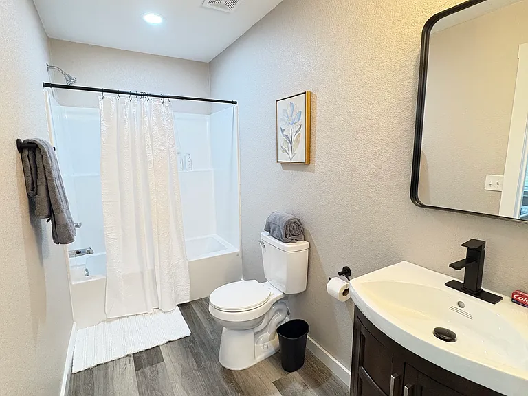 2020 Bagby Ave #A — Photo 21