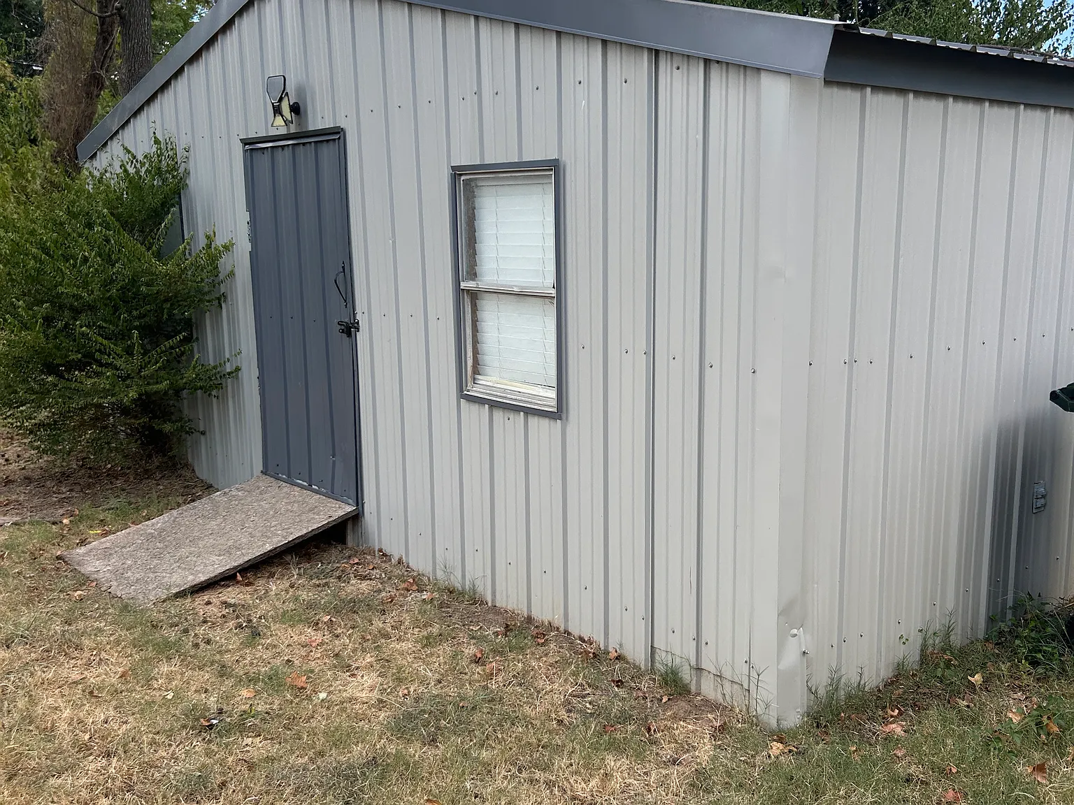4 bed, 1350 sqft, $1,450 — Photo 3