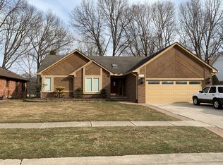 39824 Brylor Ct, Clinton Township, MI 48038