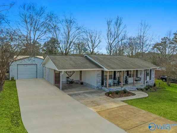 102 10th Ave NE, Arab, AL 35016