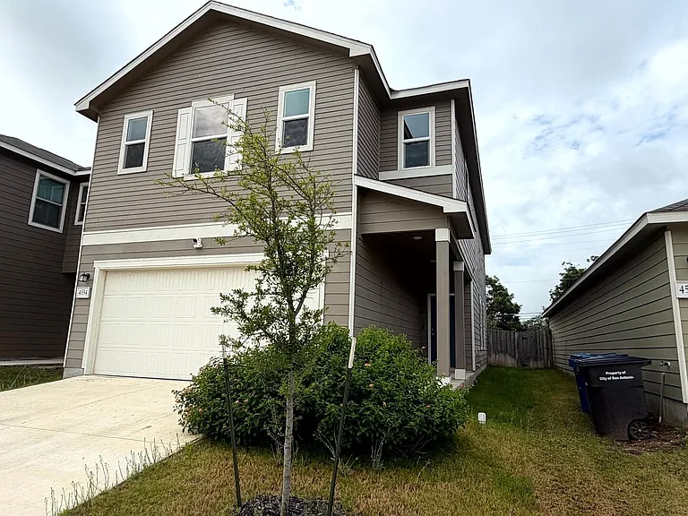 4554 Otra Otra Dr — Photo 2