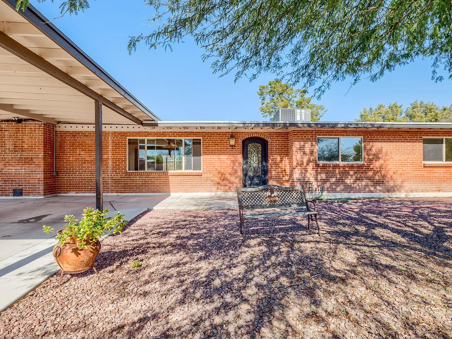 4909 E Towner St — Photo 3