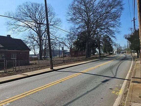 5th image of 690 Mc Donough Blvd SE