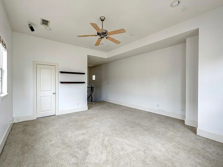931 W 23rd St #B — Photo 21