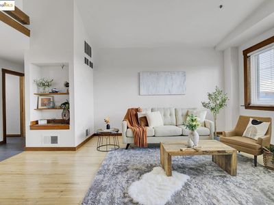 530 E 8th St SUITE 202, Oakland, CA, 94606