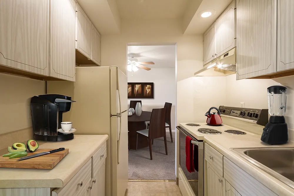 Imperial North Apartment Homes — Photo 4
