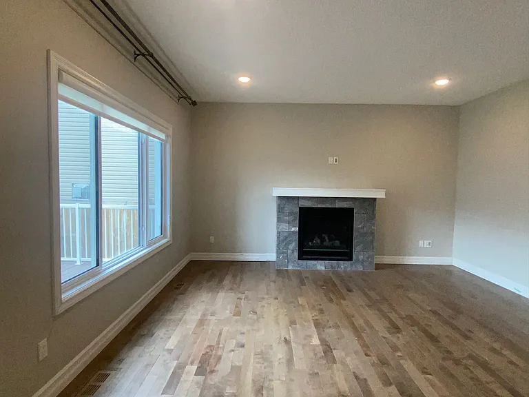 15815 15th Ave SW — Photo 14