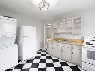 136 Goodman St #B, Charlottesville, VA 22902
