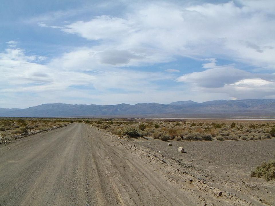 2nd image of Indian Ranch Rd