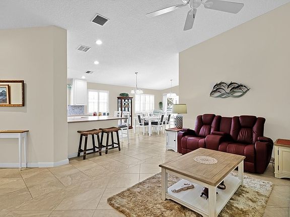 4th image of 4949 Corsica Sq