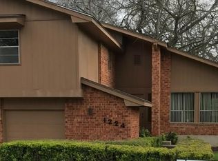 1224 River Acres Dr, New Braunfels, TX 78130