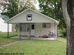 217 Crystal Lake Rd, West Union, WV 26456