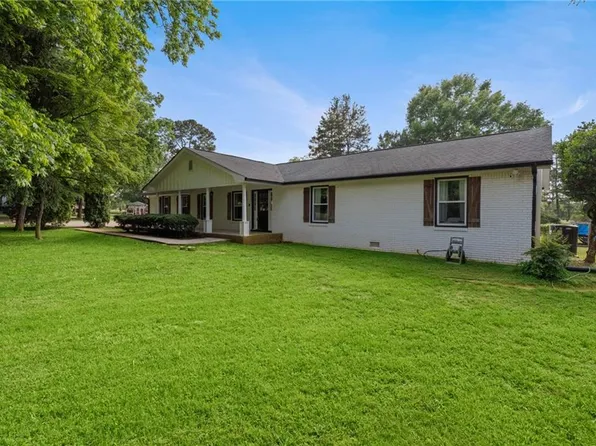 22 Virginia Rd, Temple, GA 30179