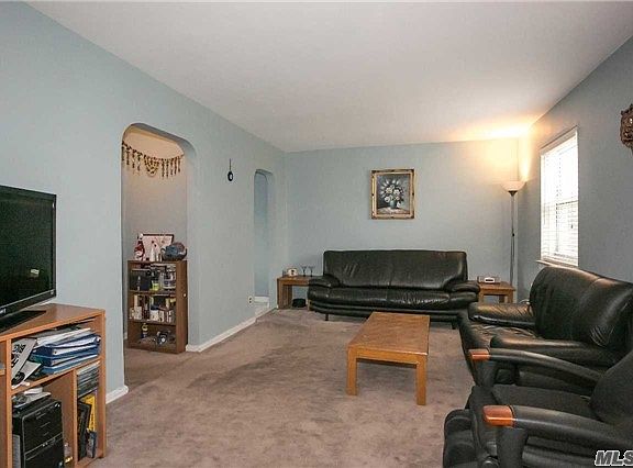 4th image of 26326 73rd Ave