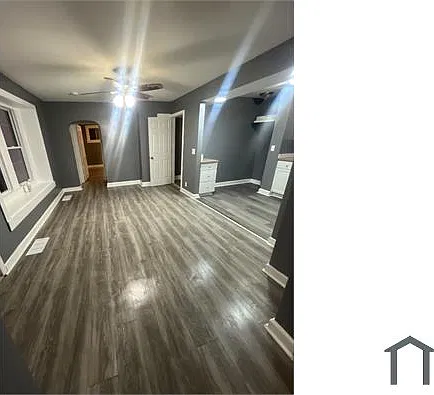 3 bed, $1,100 — Photo 2