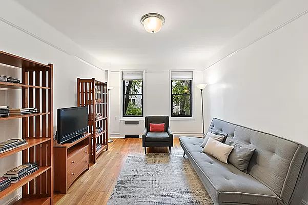 1st image of 123 E 88th St APT 3C
