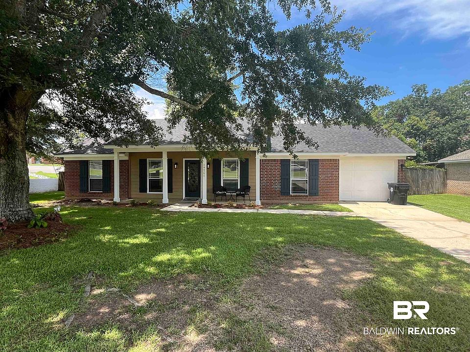 1st image of 19261 Oak Hillcrest Dr
