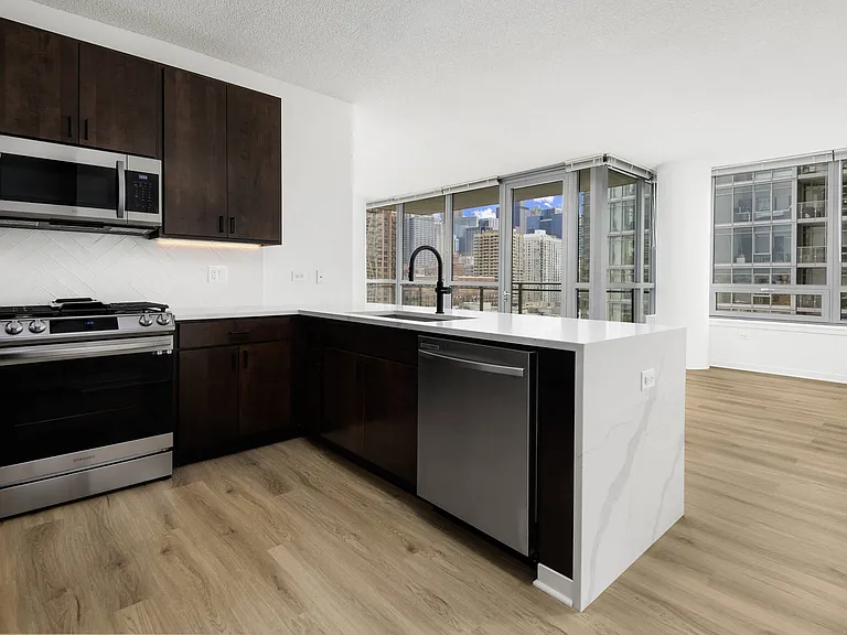 K2 Apartments — Photo 16
