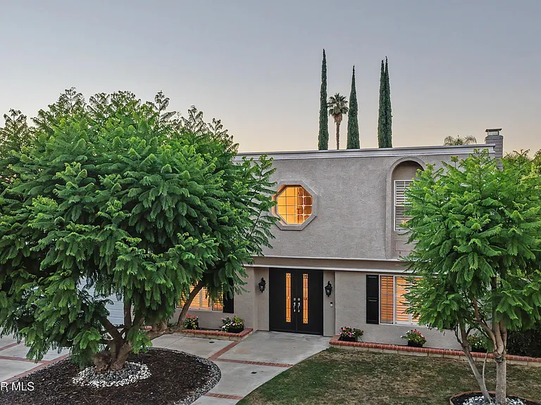 22777 Brenford St — Photo 46