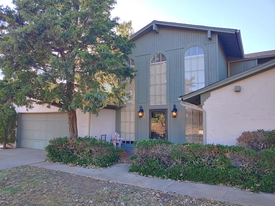 6229 Diane Dr