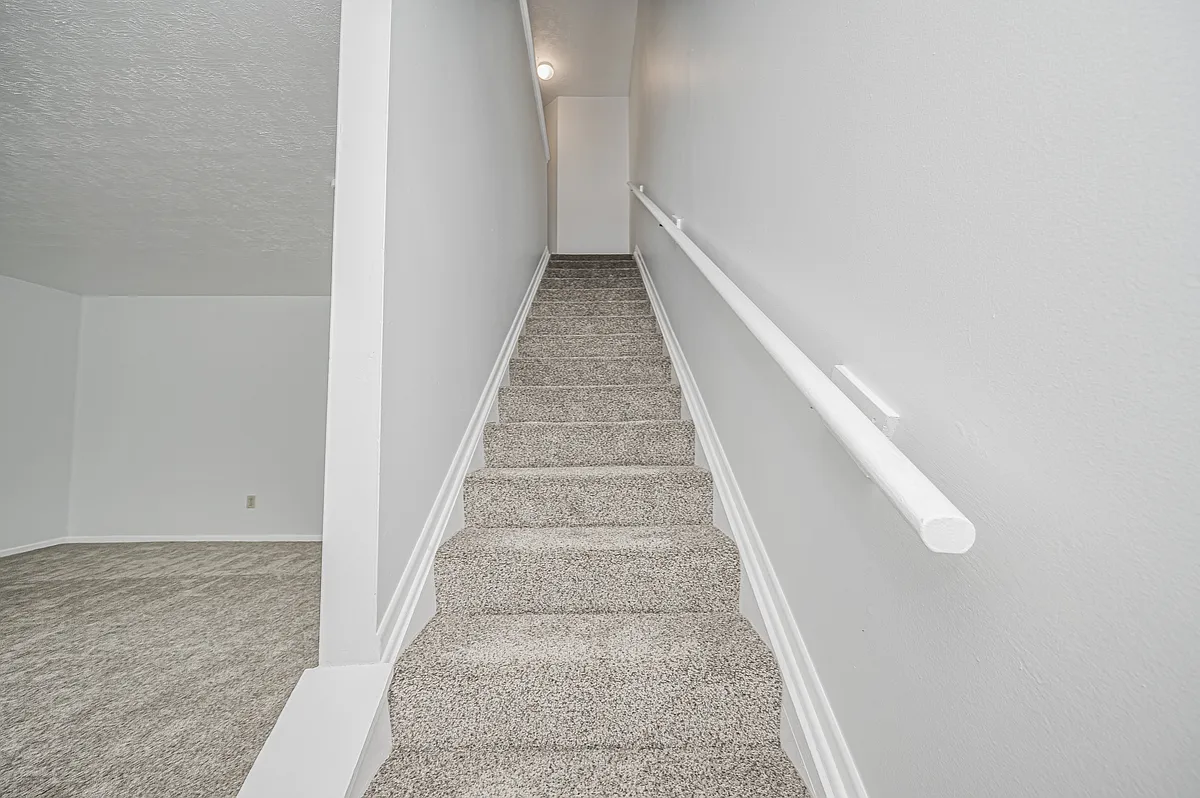 Building Photo - Crescent Village
