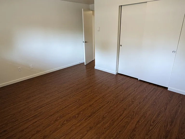 West Slope Apartments — Photo 126
