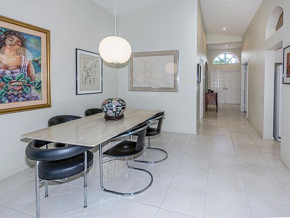 3rd image of 6412 Tiara Dr