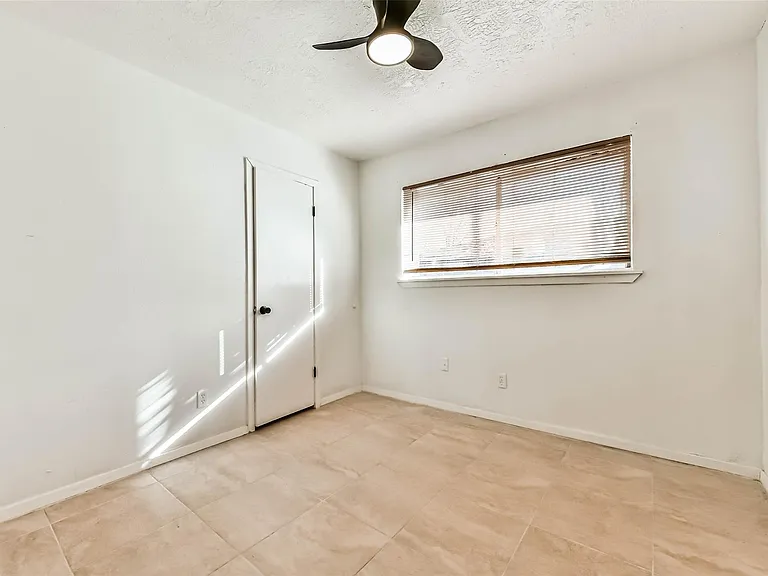 11411 Murr Way — Photo 14