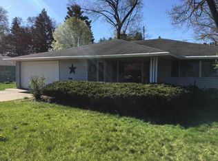 2506 Club Dr, South Bend, IN