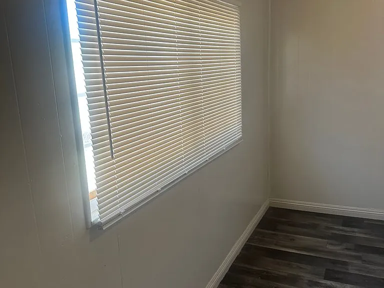 1315 Oakwood Ave — Photo 37