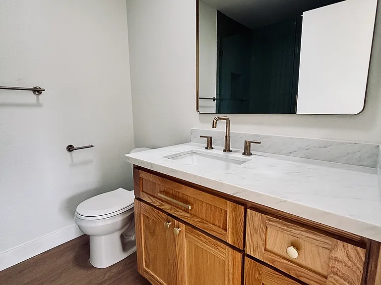 501 Herondo St #18 — Photo 16