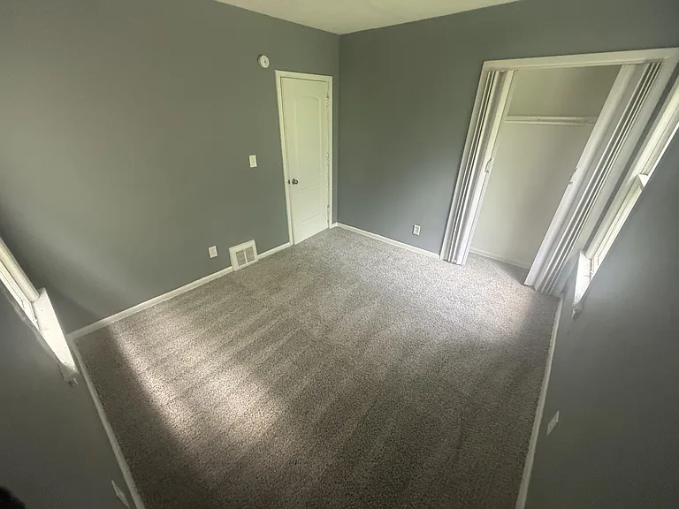 15005 Lucknow Ave — Photo 11