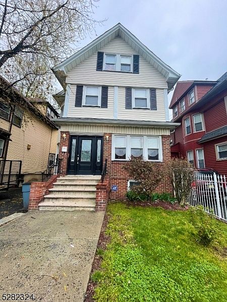 1st image of 68-70 Nairn Pl